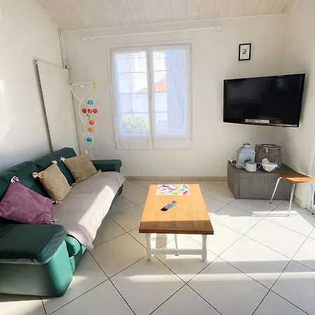 Prázdninový dům Maison Renovee Et Confortable Au Centre-ville, Proche - Fr-1-22-268