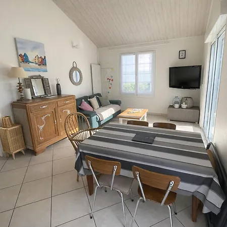 Maison Renovee Et Confortable Au Centre-ville, Proche - Fr-1-22-268 * La Tranche-sur-Mer