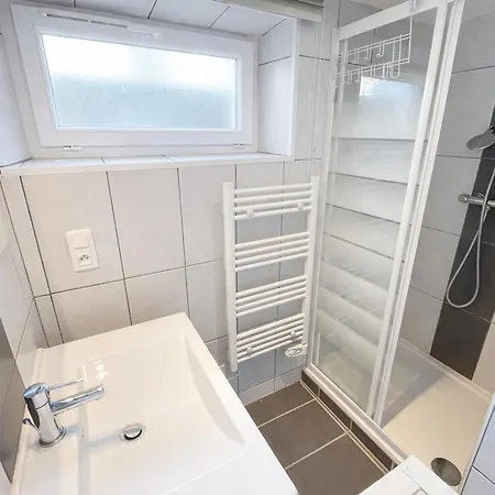 Maison Renovee Et Confortable Au Centre-ville, Proche - Fr-1-22-268